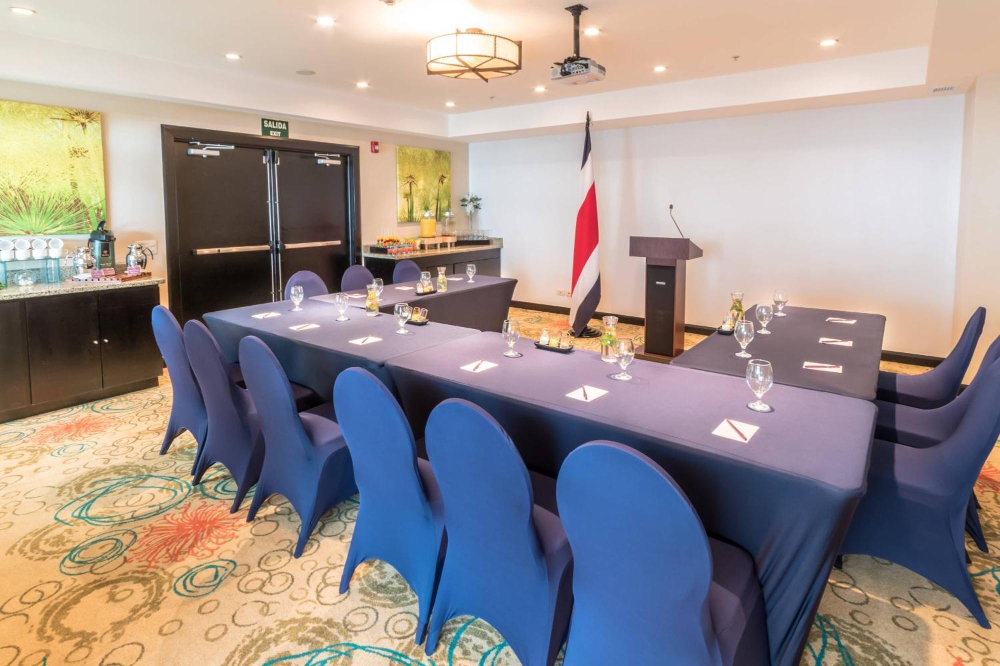 Residence Inn By Marriott San Jose Escazu Ngoại thất bức ảnh